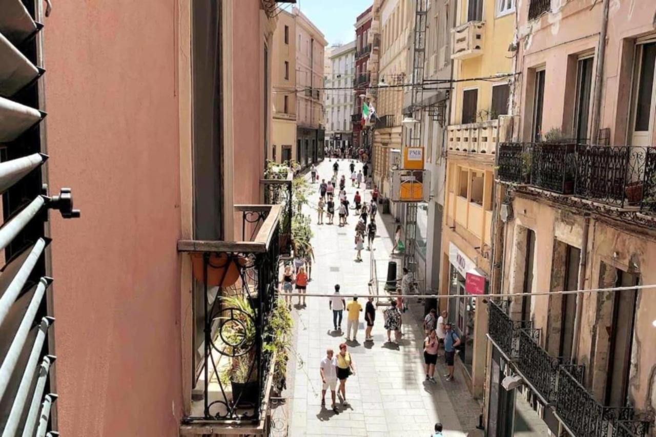 Appartamento Cagliari Centro Con Vista Sul Porto Zewnętrze zdjęcie