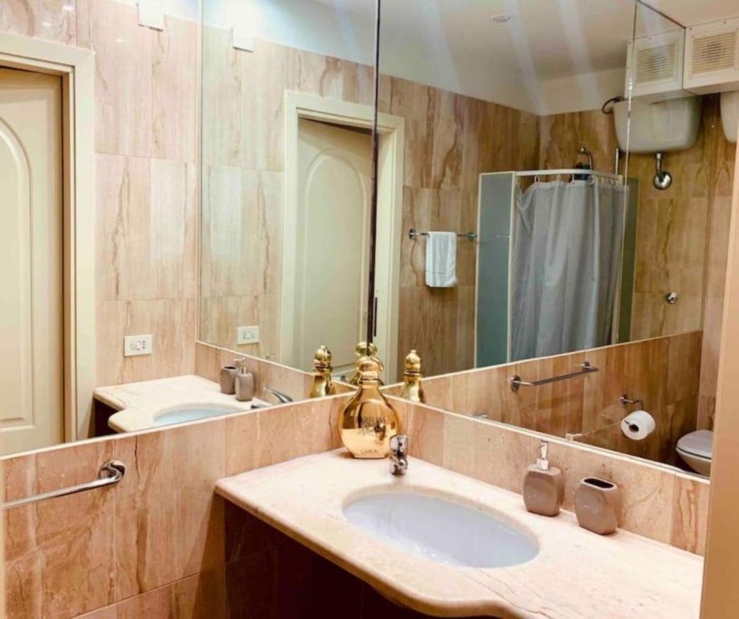 Appartamento Cagliari Centro Con Vista Sul Porto Zewnętrze zdjęcie
