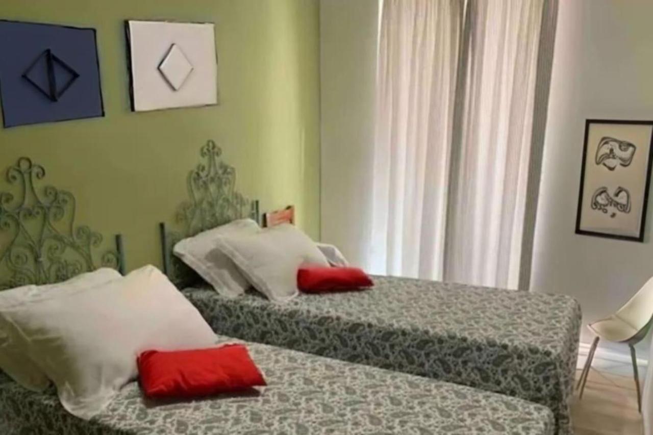 Appartamento Cagliari Centro Con Vista Sul Porto Zewnętrze zdjęcie